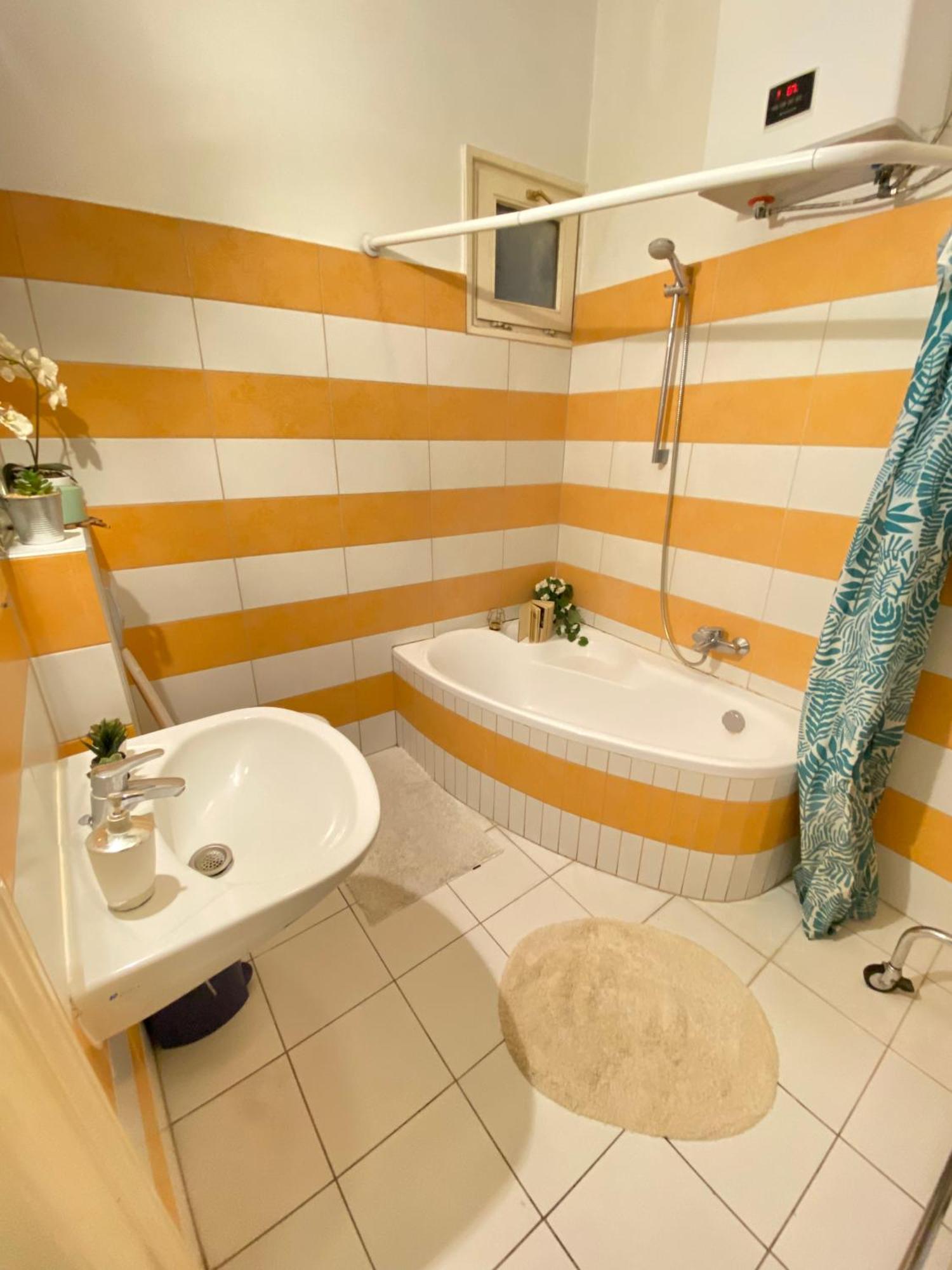 Sziv Apartment - Modern And Comfortable Boedapest Buitenkant foto